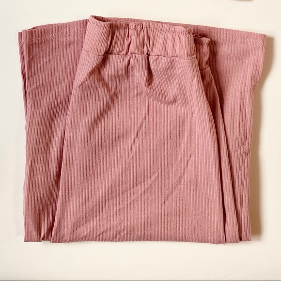 Front tie top & wide leg capri pants - Picture 3 of 3